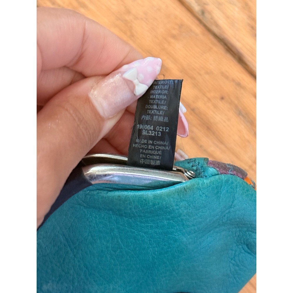 Fossil Multi Color Scalloped Leather Kiss Lock Coin Purse Teal Patchwork - Picture 6 of 6